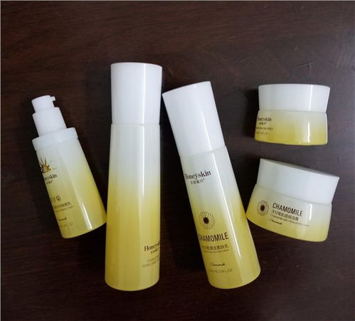 廣州市樂鑫玻璃制品廠 專業化妝品玻璃瓶生產廠家，打造品牌美學與品質保障